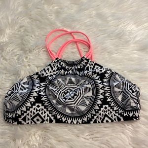 Xhilaration Top Swim size L brand new with tag